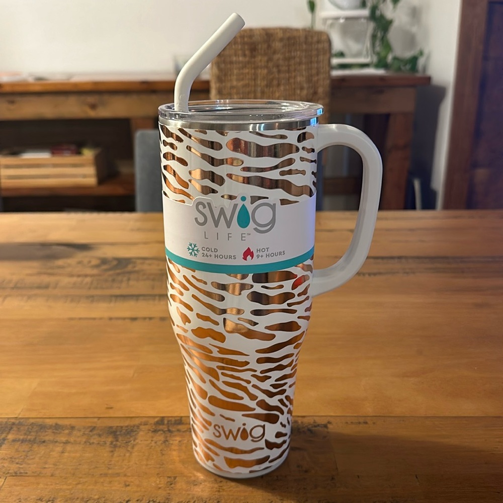 Rose gold print swig mug